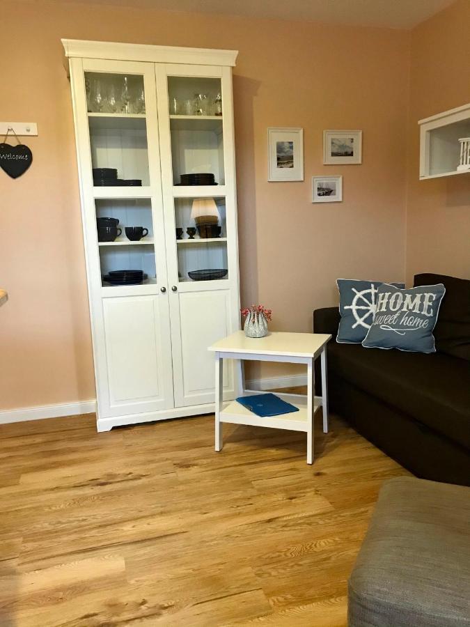 Ferienwohnung "Alter Gutshof" Huehnergott Sellin  Ngoại thất bức ảnh